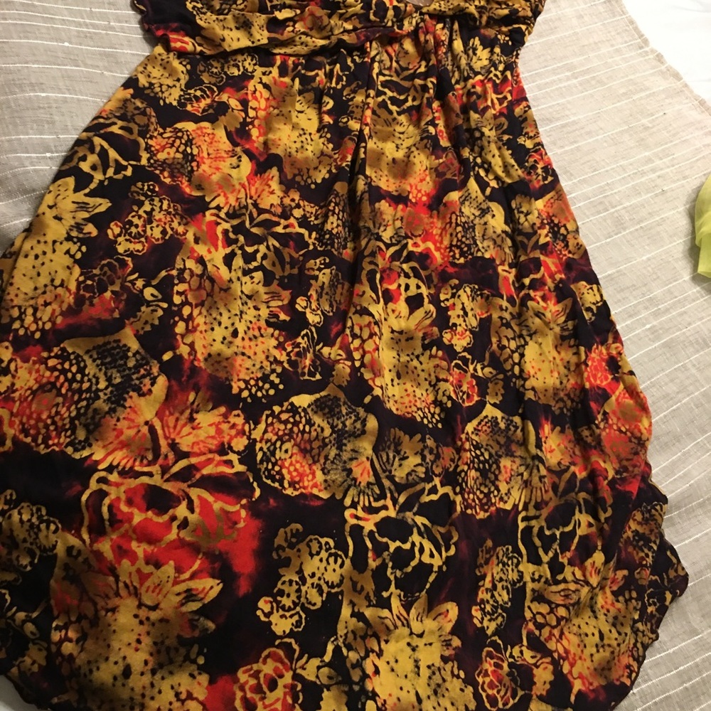 Dress - Picture 3 of 5